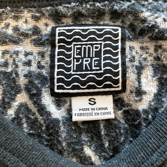 Empyre Womens Dark & Light Gray Fair Isle Pullover Sweater Size Small - Picture 4 of 7